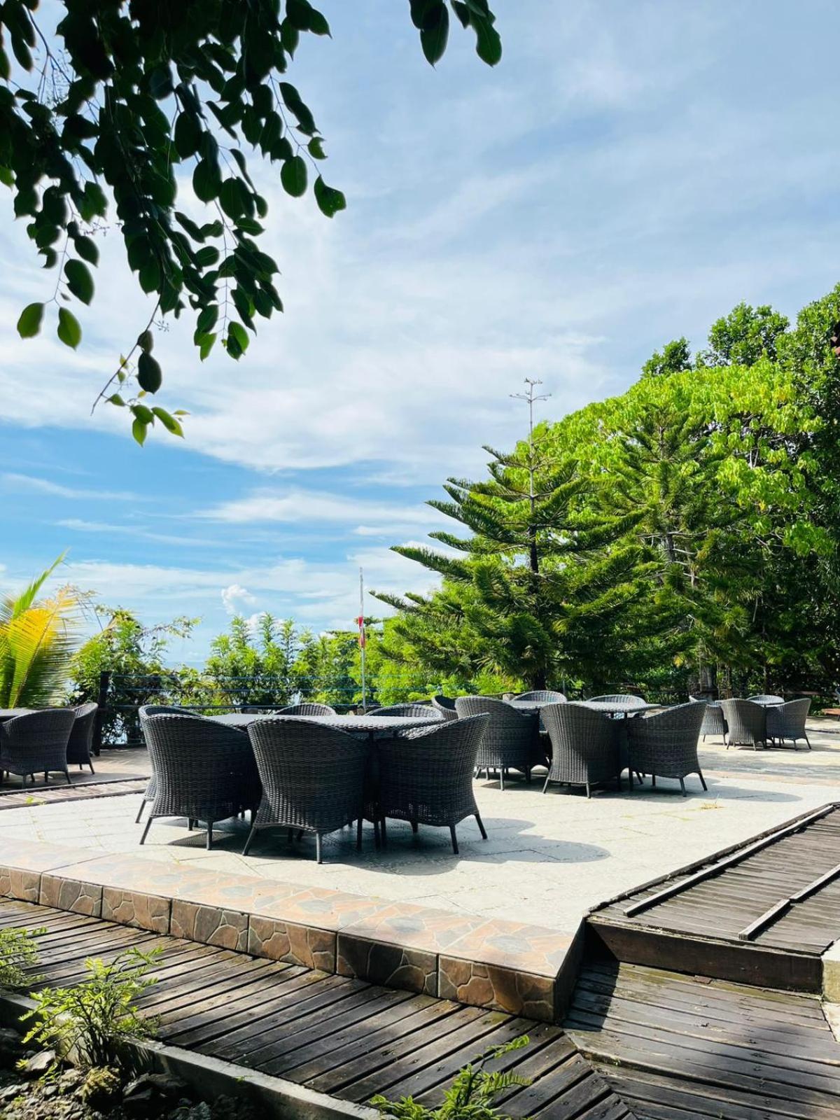 Kasuari Valley Beach Resort سورونغ المظهر الخارجي الصورة