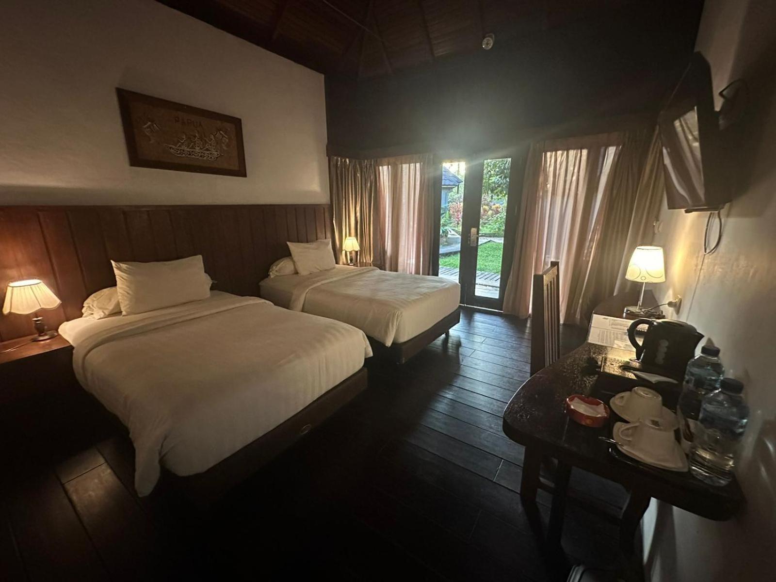 Kasuari Valley Beach Resort سورونغ المظهر الخارجي الصورة